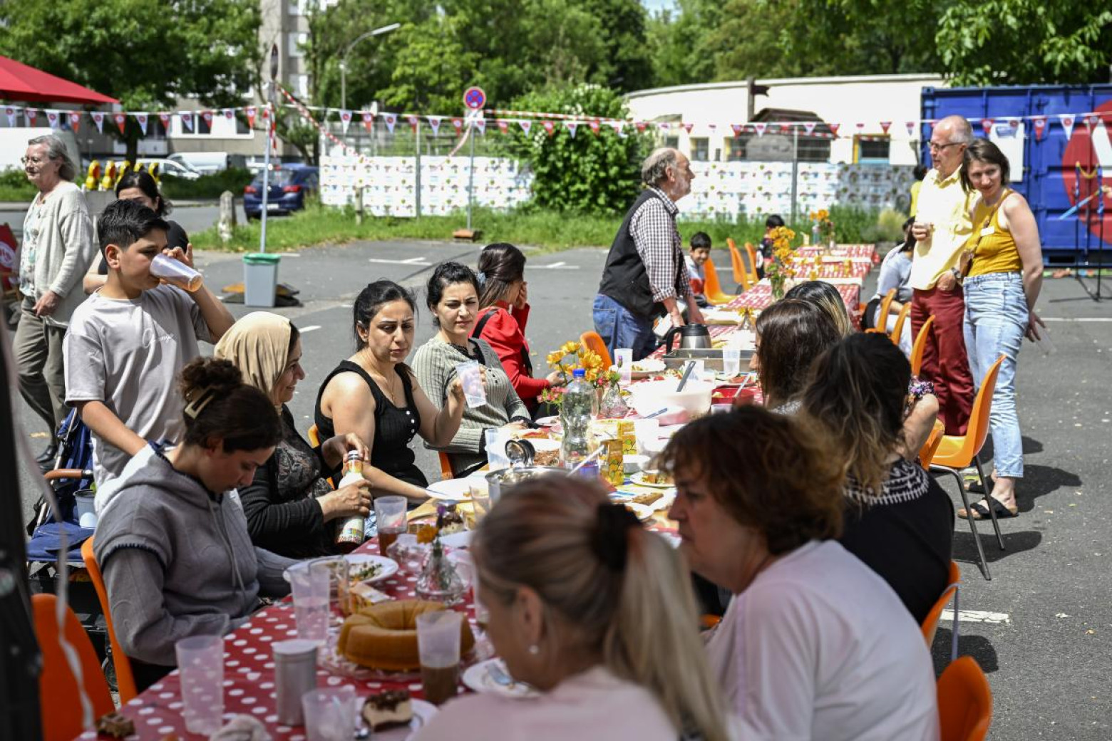 Nachbarschaftspicknick auf dem Westerfilder Marktplatz