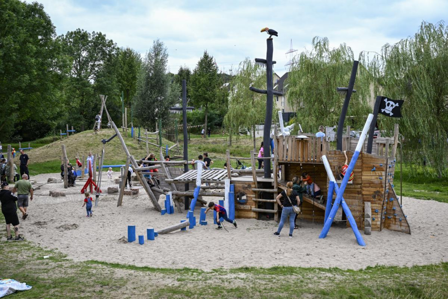 Piratenschiff beim Spielplatz im Odemsloh