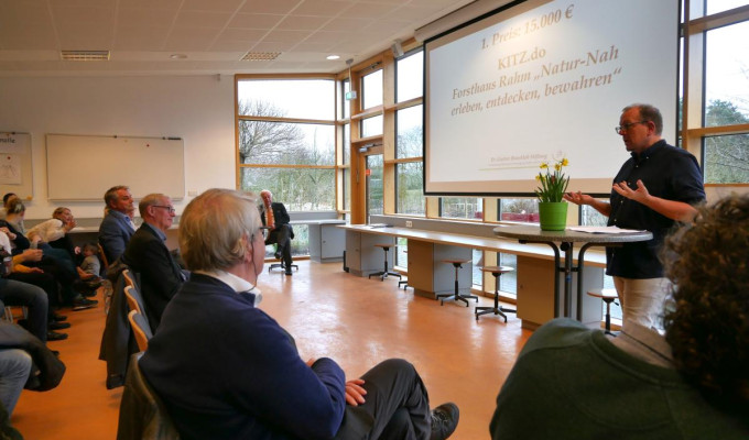 Preisverleihung Bauckloh Stiftung Laudatio Dr. Knopf vom Botanischen Garten Rombergpark
